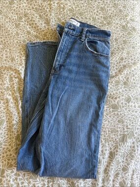 Abercrombie 90s Straight Ultra High Rise Size 4 Long